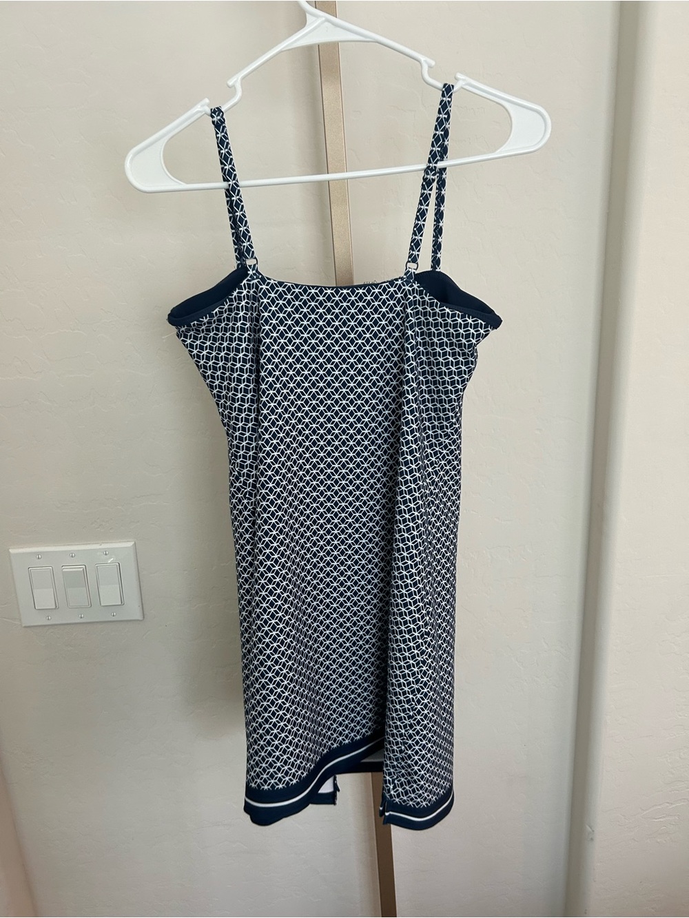 Abercrombie & Fitch YPB sculptLUX Bandeau Mini Dress Medium - Picture 7 of 8